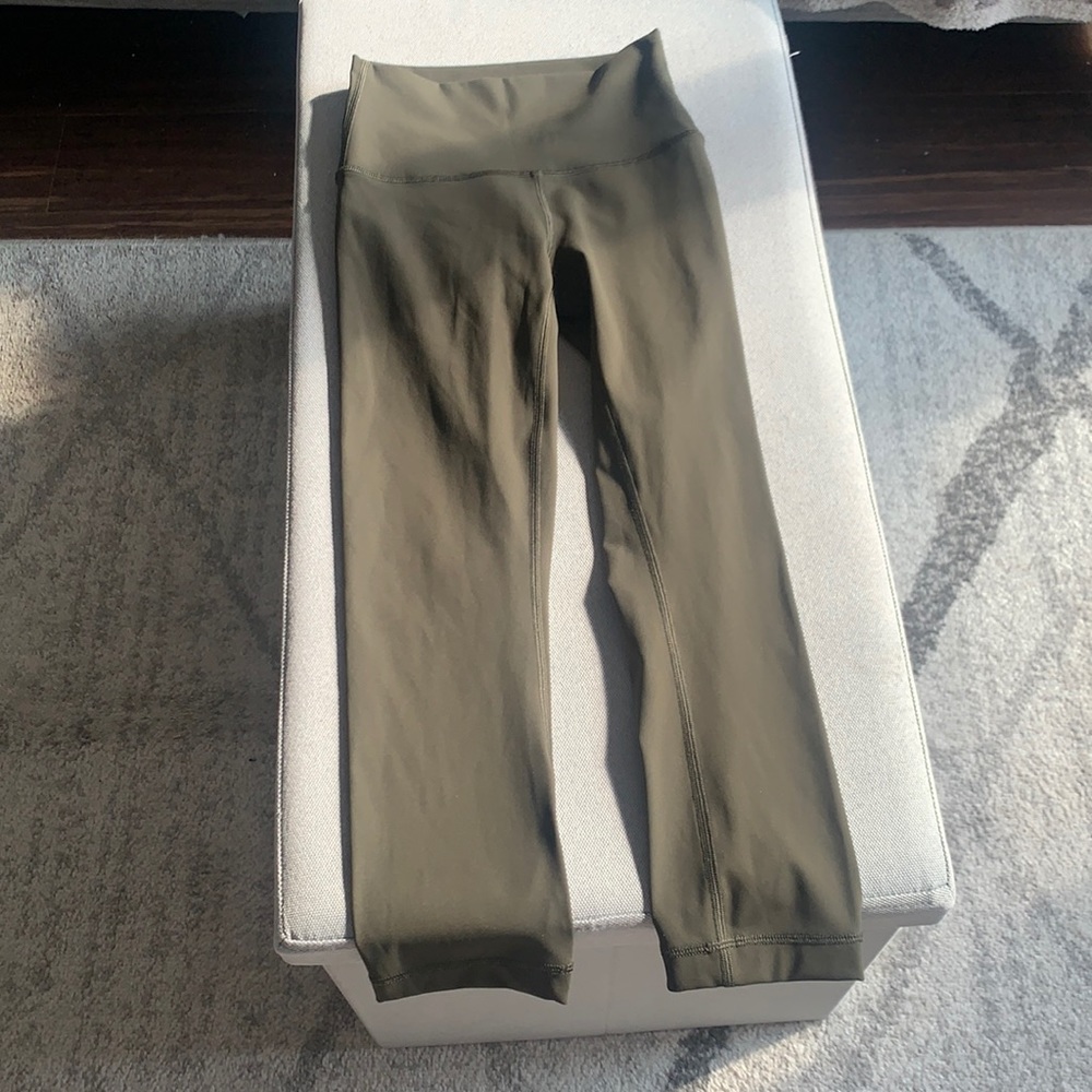 Olive green lululemon cropped pants